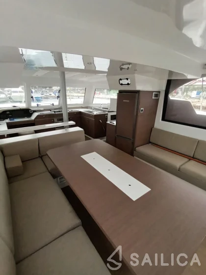 Bali Catspace - Yacht Charter Sailica