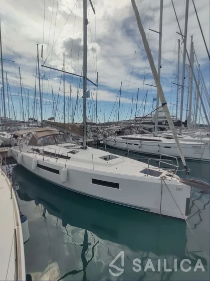 Sun Odyssey 440 - Yacht Charter Sailica