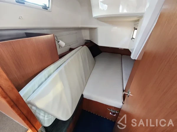 Bavaria 37 Cruiser - Photo #41 Bavaria 37 Cruiser - Yacht Charter Sailica