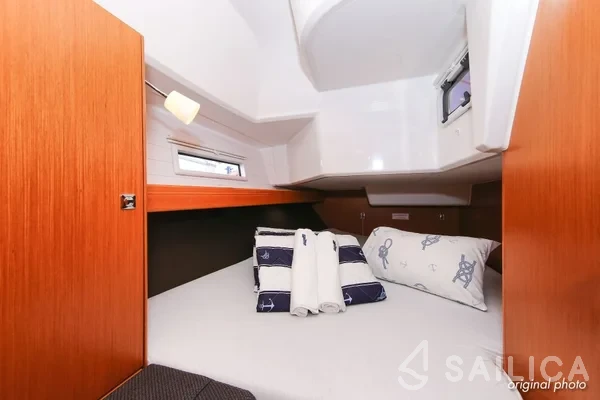 Bavaria 37 Cruiser - Yacht Charter Sailica