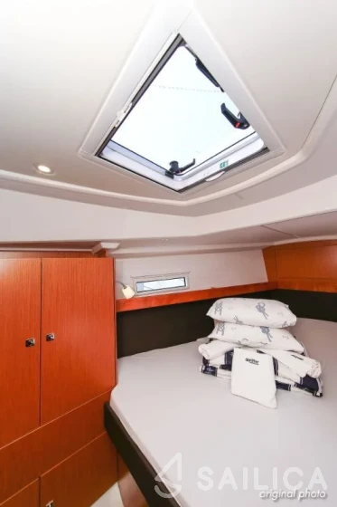 Bavaria 37 Cruiser - Yacht Charter Sailica