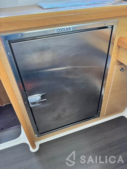 Lagoon 421 - Yacht Charter Sailica