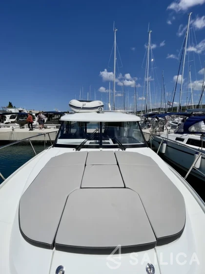 Merry Fisher 1095 - Yacht Charter Sailica