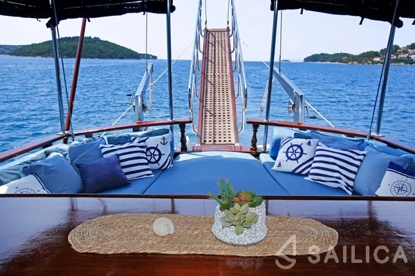Gulet - Yacht Charter Sailica