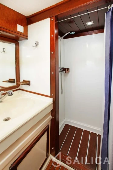 Gulet - Yacht Charter Sailica