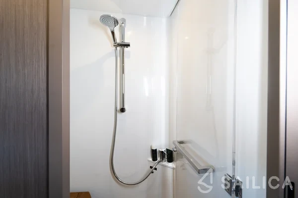 Gran Turismo 41 - Yacht Charter Sailica