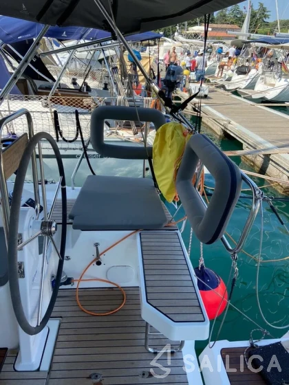 Bavaria C42 - Yacht Charter Sailica