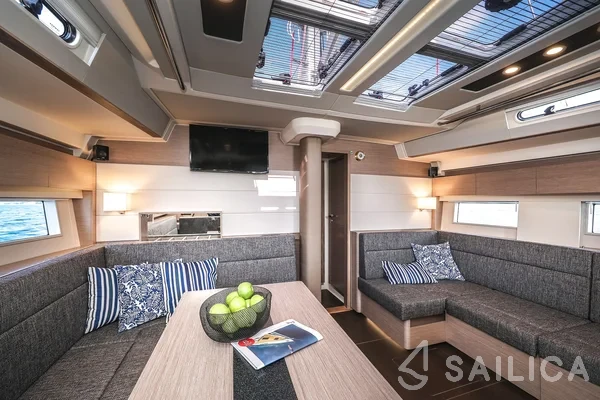 Hanse 588 - Yacht Charter Sailica