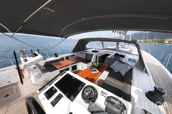 Hanse 588 - Yacht Charter Sailica
