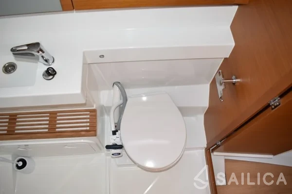 Sun Odyssey 490 - Yacht Charter Sailica