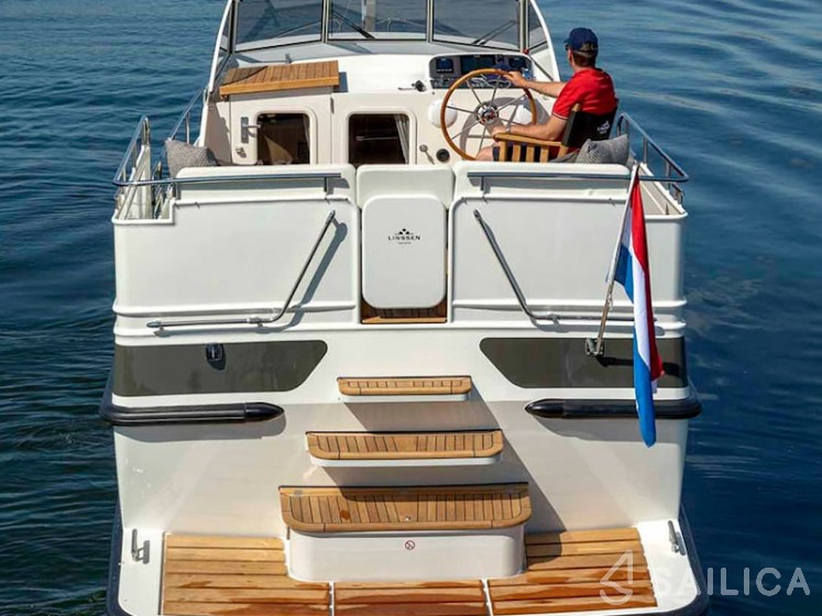 Linssen 35 SL - Yacht Charter Sailica