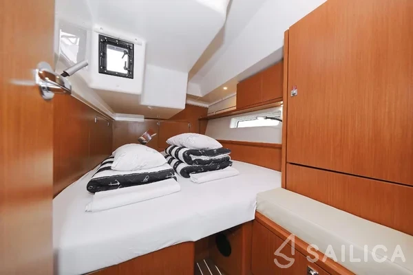 Bavaria C45 Holiday - Yacht Charter Sailica