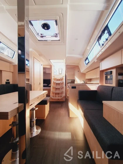 Bavaria C38 - Yacht Charter Sailica