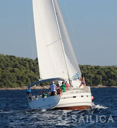 Bavaria 40 Cruiser - Yacht Charter Sailica
