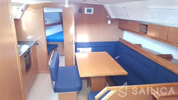 Bavaria 40 Cruiser - Yacht Charter Sailica