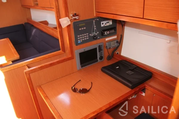 Bavaria 40 Cruiser - Yacht Charter Sailica