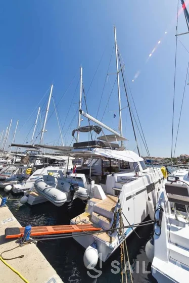Nautitech 46 Fly - Yacht Charter Sailica