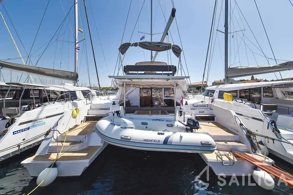 Nautitech 46 Fly - Yacht Charter Sailica