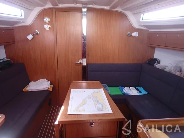 Bavaria 37 Cruiser - Yacht Charter Sailica