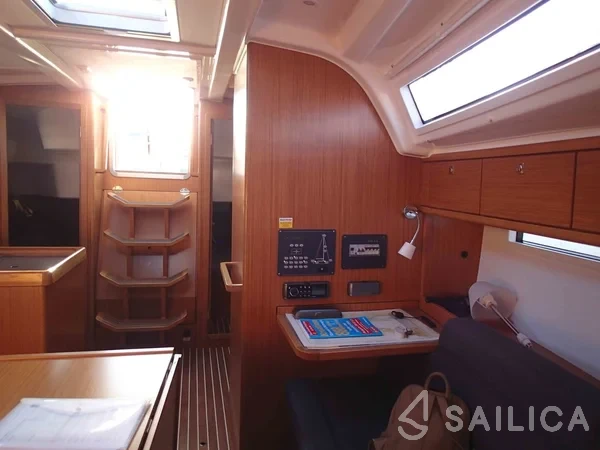 Bavaria 37 Cruiser - Yacht Charter Sailica