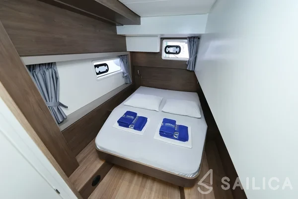 Bali 4.4 - Yacht Charter Sailica