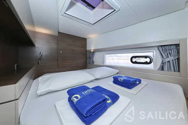 Bali 4.4 - Yacht Charter Sailica