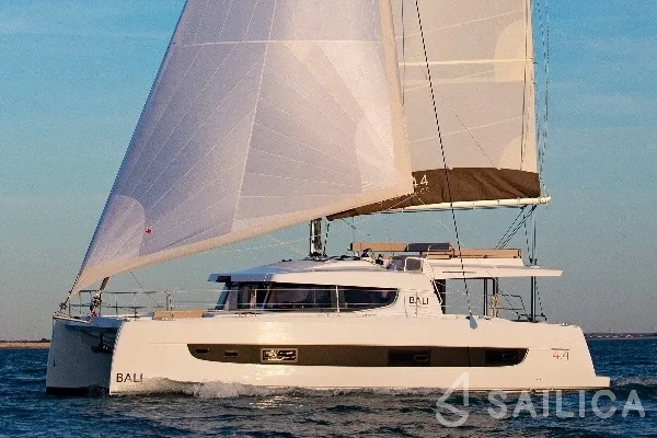 Bali 4.4 - Yacht Charter Sailica