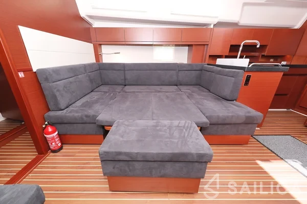 Hanse 458 - Yacht Charter Sailica