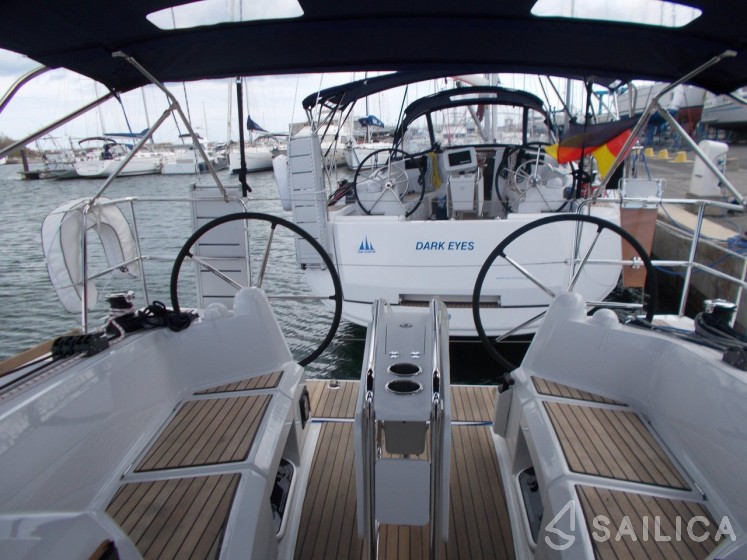 Sun Odyssey 349 - Yacht Charter Sailica