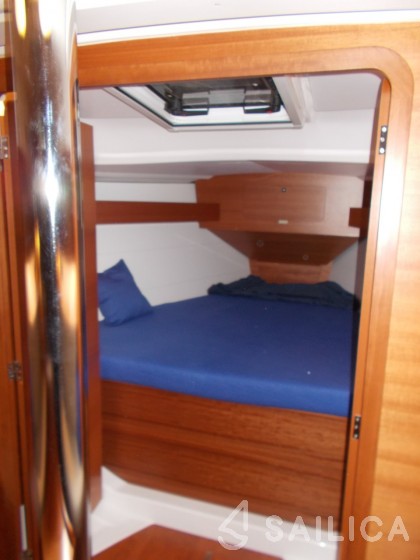 Dufour 350 GL - Yacht Charter Sailica