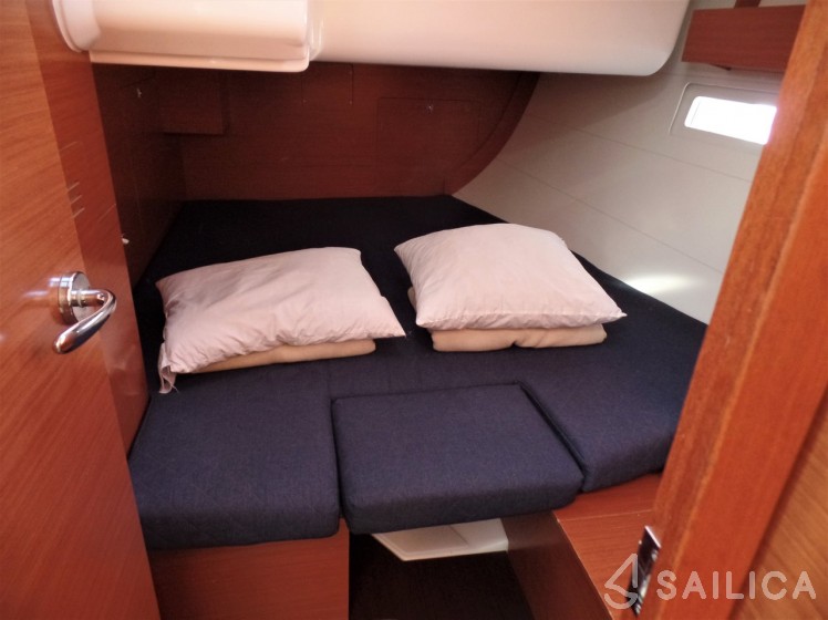 Dufour 412 - Yacht Charter Sailica