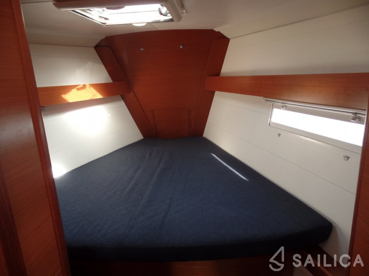 Dufour 412 - Yacht Charter Sailica