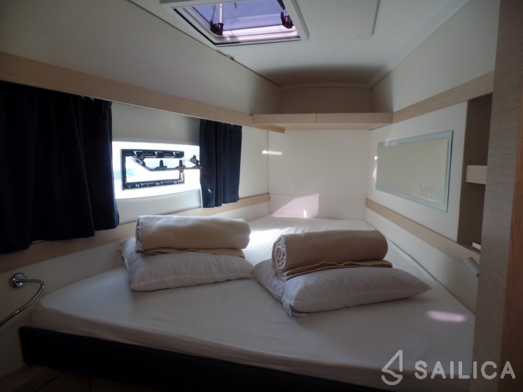 Lucia 40 - Yacht Charter Sailica