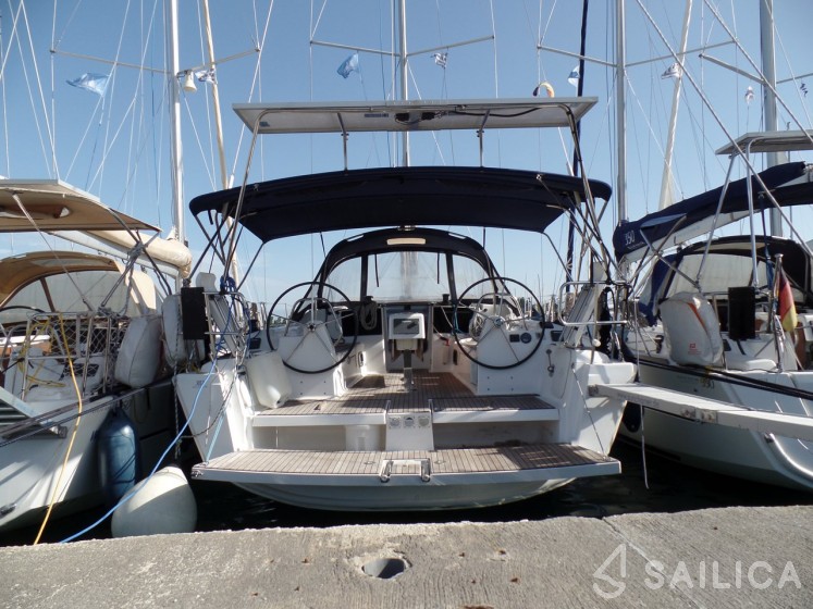 Dufour 382 GL - Yacht Charter Sailica