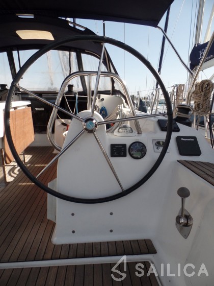 Dufour 382 GL - Yacht Charter Sailica