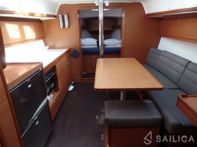 Dufour 382 GL - Yacht Charter Sailica