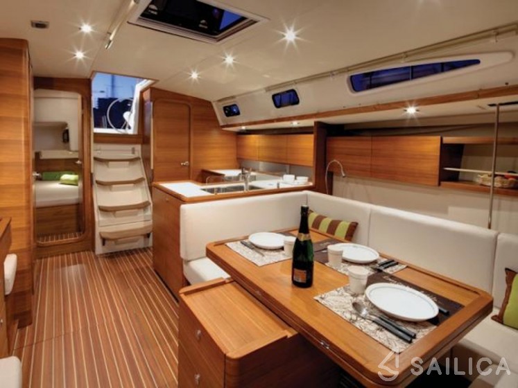 Salona 44 - Yacht Charter Sailica