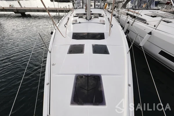 Dufour 470 - Yacht Charter Sailica