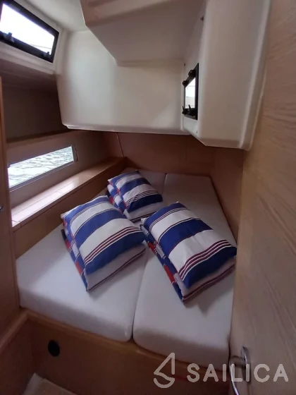 Dufour 470 - Yacht Charter Sailica