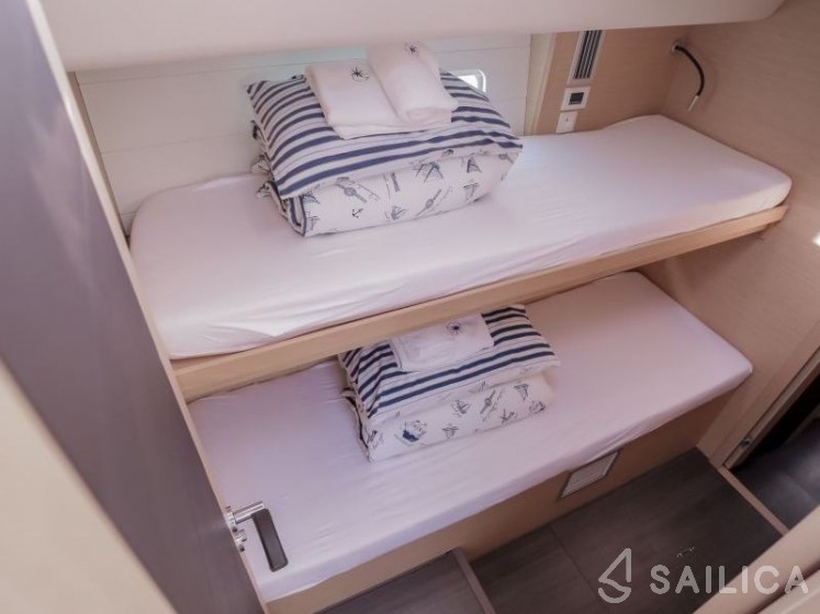Jeanneau 64 - Yacht Charter Sailica