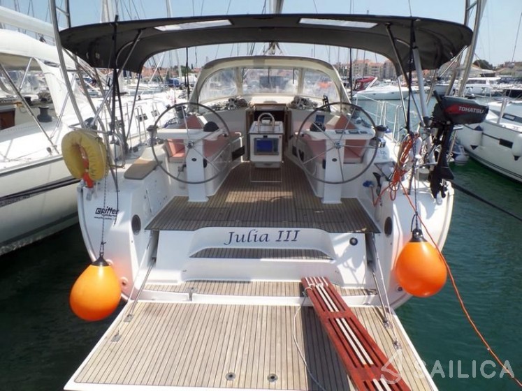 Bavaria 45 Cruiser - Yacht Charter Sailica