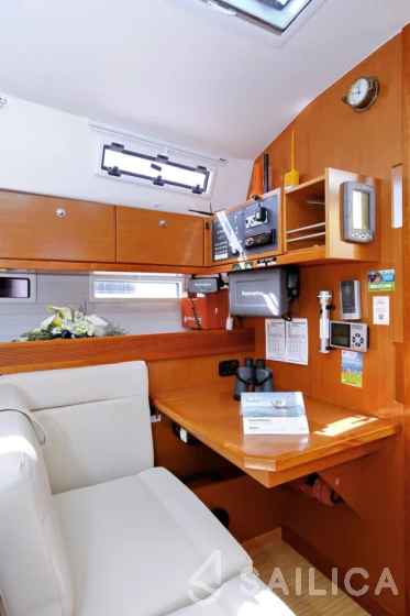 Bavaria 45 Cruiser - Yacht Charter Sailica