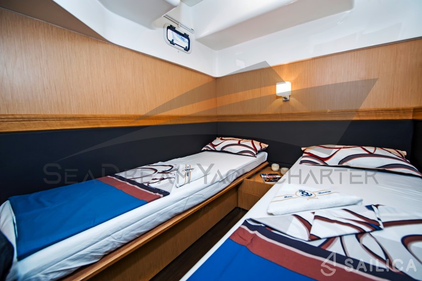 Bavaria Sport 44 - Yacht Charter Sailica