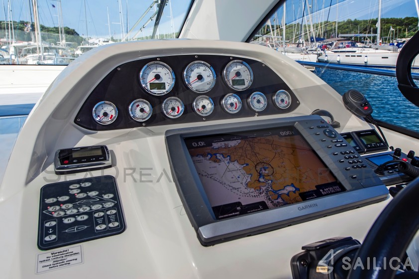 Bavaria Sport 44 - Yacht Charter Sailica