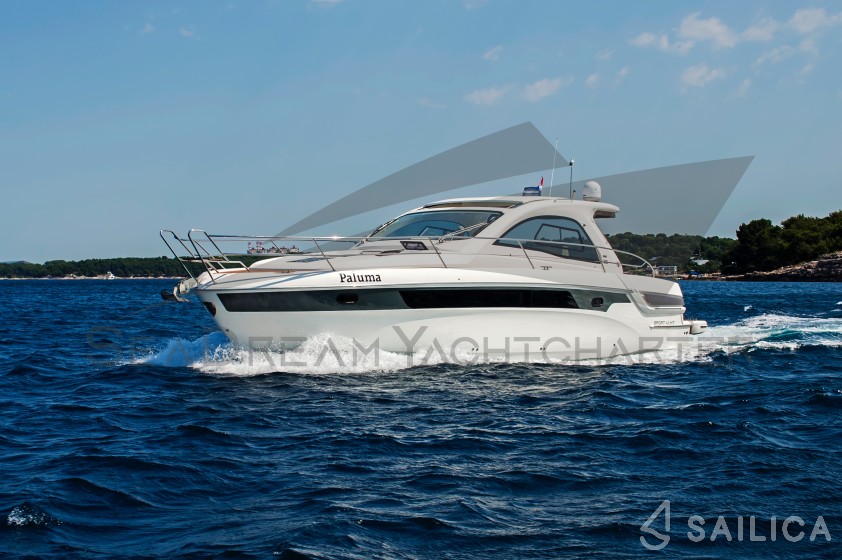 Bavaria Sport 44 - Yacht Charter Sailica