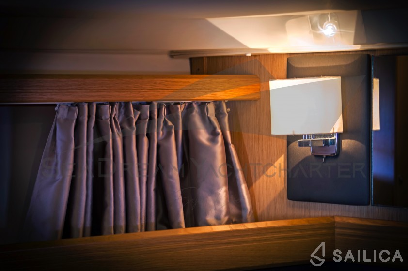 Bavaria Sport 44 - Yacht Charter Sailica