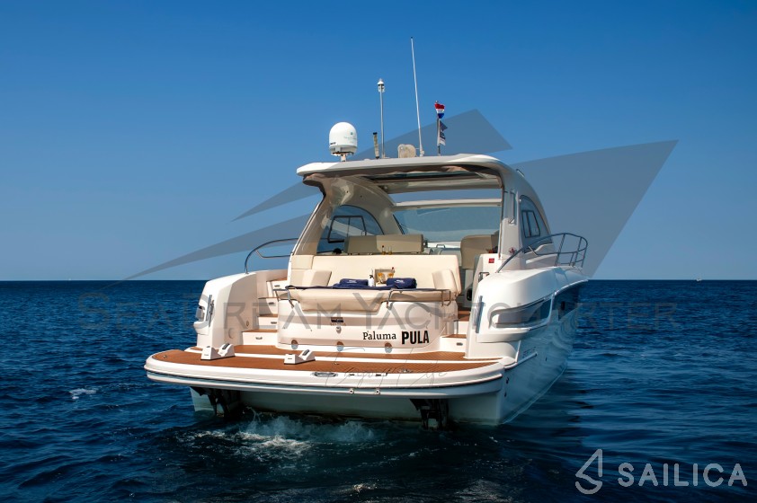 Bavaria Sport 44 - Yacht Charter Sailica