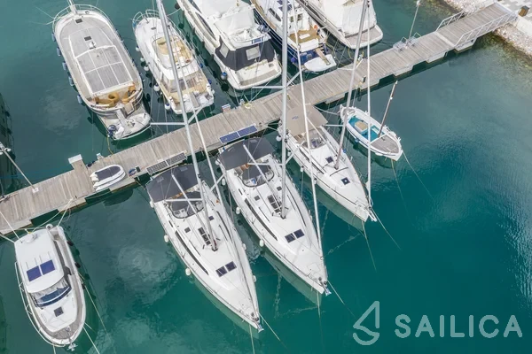 Bavaria 46 Cruiser - Yacht Charter Sailica