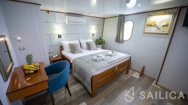 Motoryacht - Yacht Charter Sailica