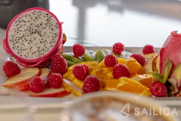 Motoryacht - Yacht Charter Sailica